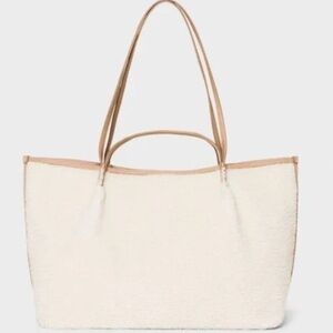 NWT Sherpa Universal Thread XL Tote